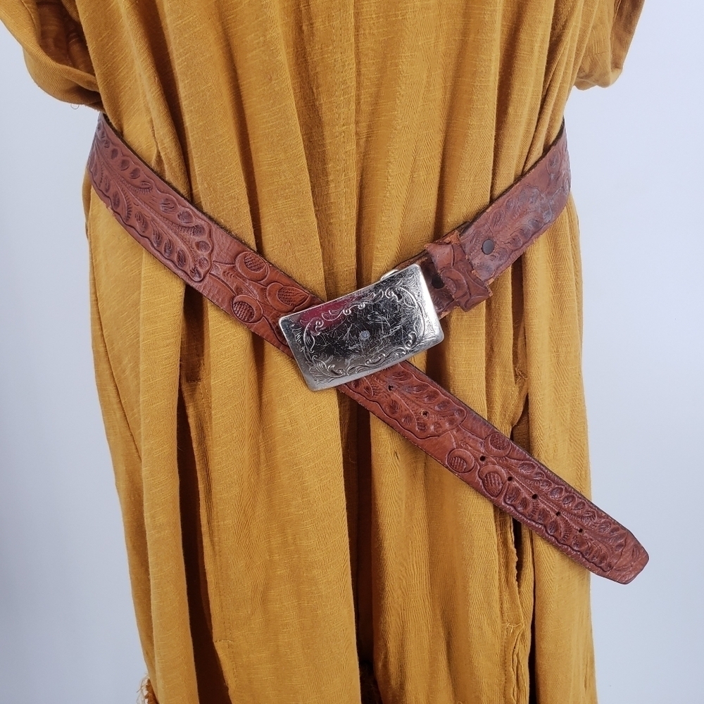 Vintage Western Steerhide belt Unisex men Size 40 brown silver etched buckle